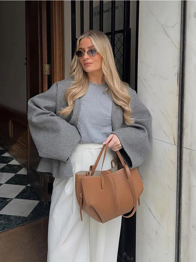Women's Boxy Oversized Jacket for Fall and Winter Everyday Wear