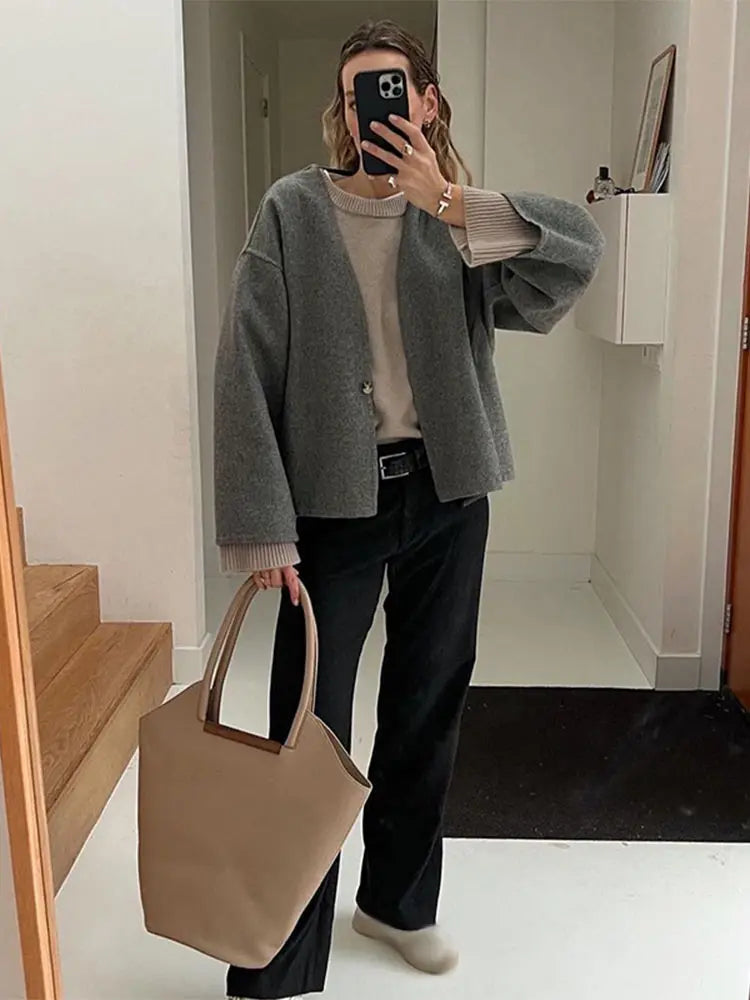 Women's Boxy Oversized Jacket for Fall and Winter Everyday Wear