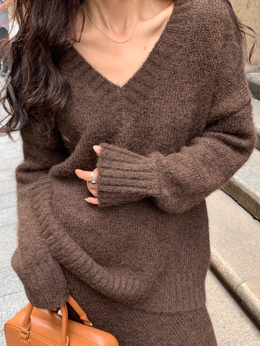 Women's V-Neck Knit Sweater Set for Fall and Winter Everyday Wear