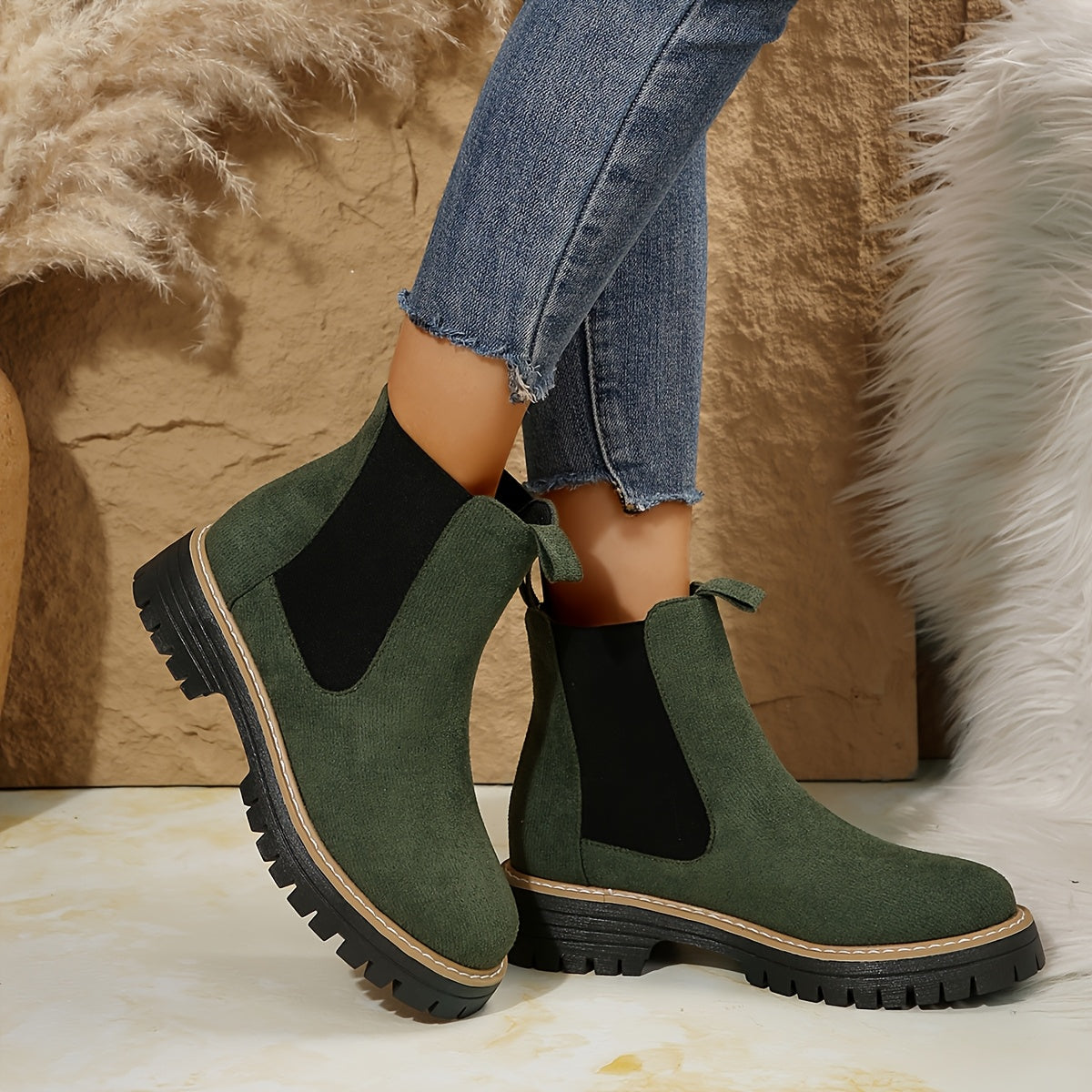 Women's Effortless Slip-On Ankle Chelsea Boots for Daily Use