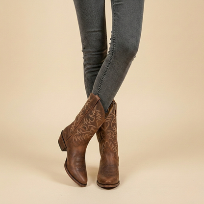 Women's Stylish Pointed Toe Ankle Cowboy Boots for Daily Use