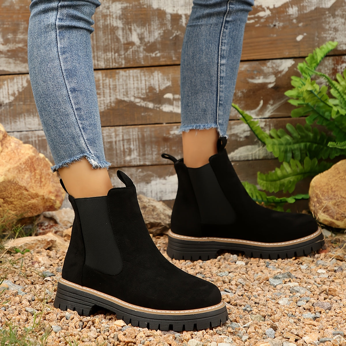 Women's Effortless Slip-On Ankle Chelsea Boots for Daily Use