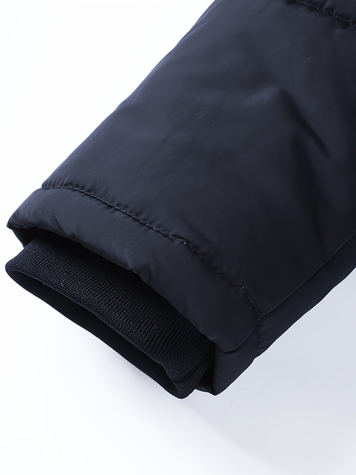 Men's Hooded Puffer Jacket for Warmth and Style for Daily Use