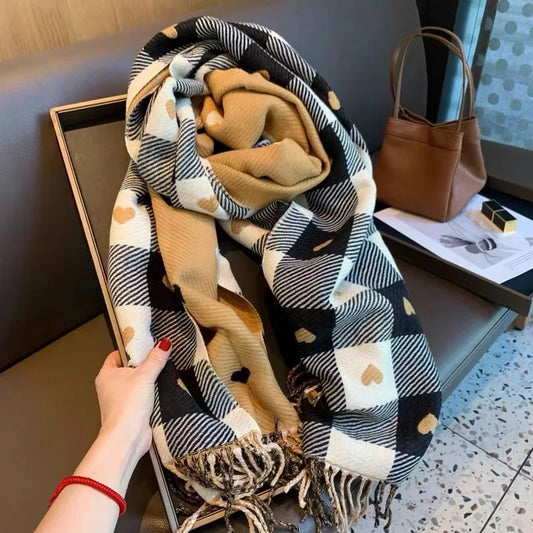 Women's Heart-Shaped Plaid Scarf, Thick Autumn and Winter Shawl