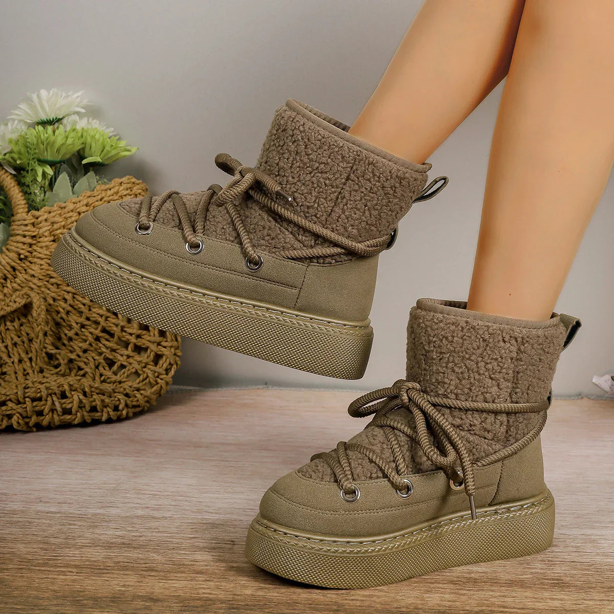 Women's Orthopedic Lace-Up Ankle Boots for Daily Use Warm Green