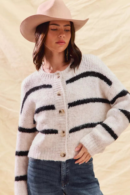 Women's White Oversized Knit Cardigan for Fall and Winter
