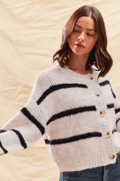 Women's White Oversized Knit Cardigan for Fall and Winter