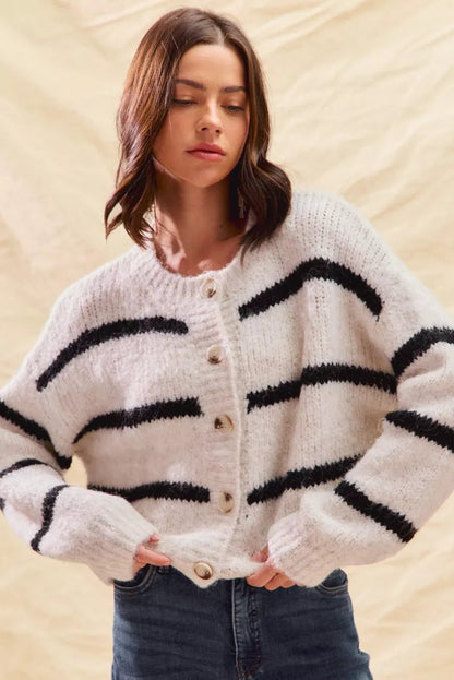 Women's White Oversized Knit Cardigan for Fall and Winter