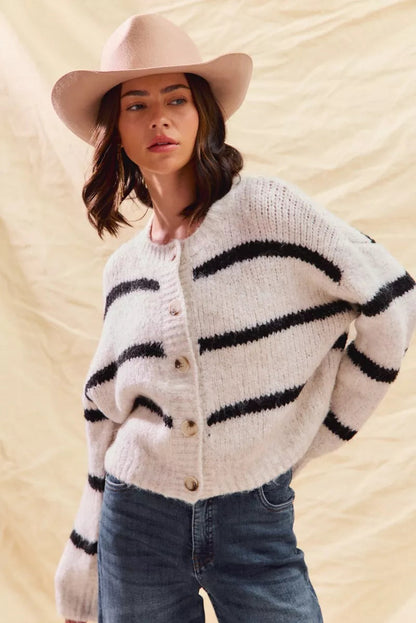 Women's White Oversized Knit Cardigan for Fall and Winter