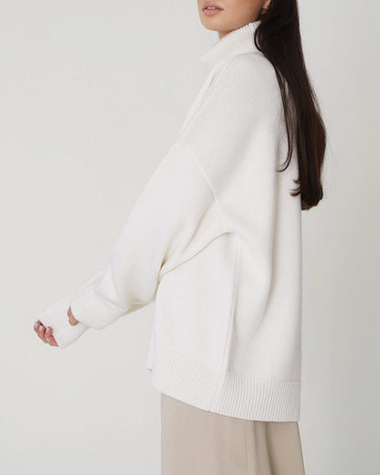 Women's Light Gray Oversized Turtleneck Knit Sweater for Everyday Wear