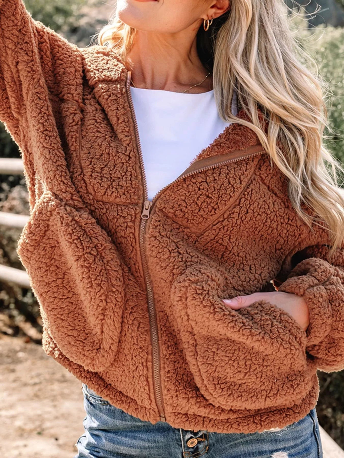 Women's Relaxed Fit Zip Up Jacket for Fall and Winter Everyday Wear
