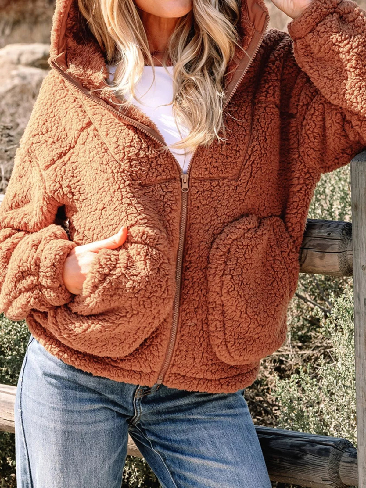 Women's Relaxed Fit Zip Up Jacket for Fall and Winter Everyday Wear
