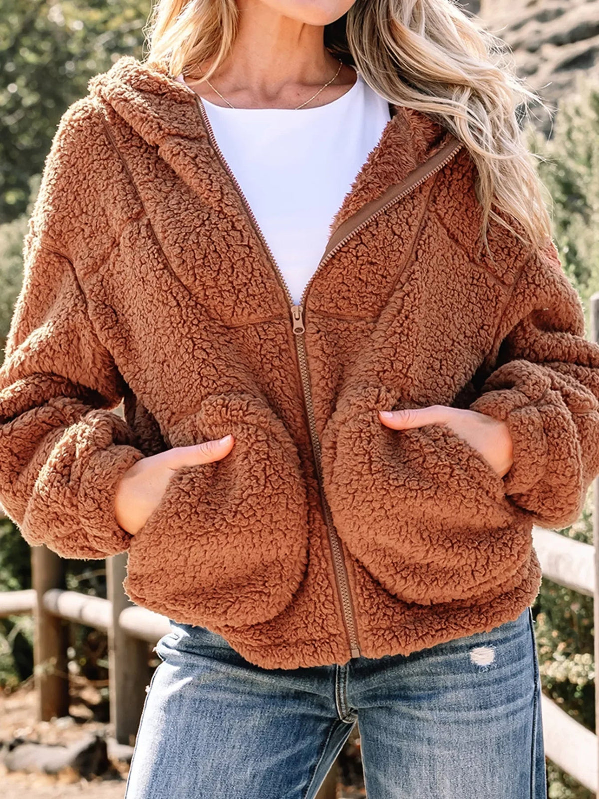 Women's Relaxed Fit Zip Up Jacket for Fall and Winter Everyday Wear Brown
