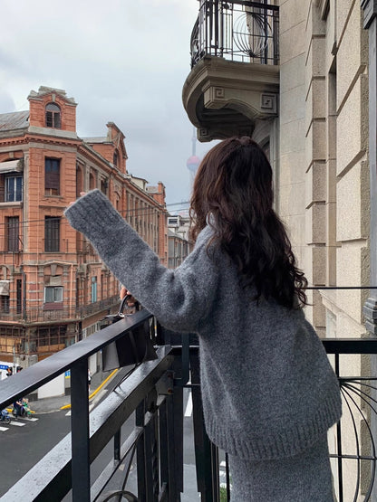 Women's V-Neck Knit Sweater Set for Fall and Winter Everyday Wear