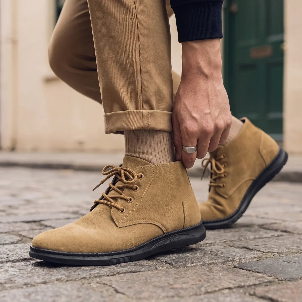 Men's Suede Casual Chukka Boots for Fall and Winter Everyday Wear Camel