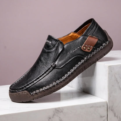 Men's Whipstitch Moc Toe Leather Slip-On Shoes for Daily Use Black