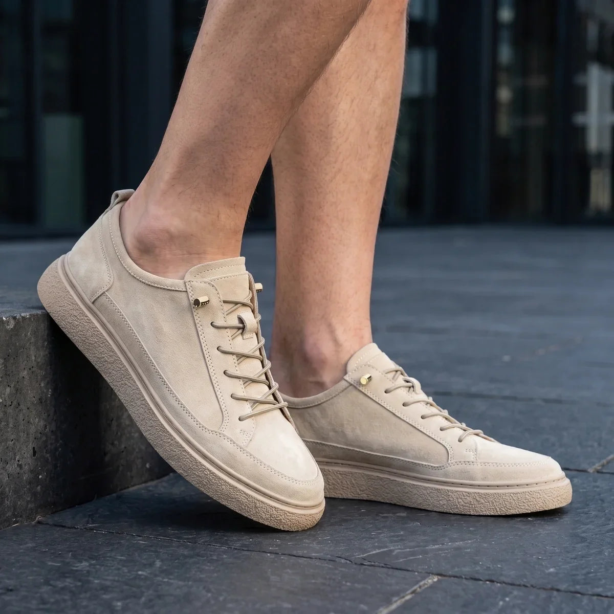 Men's Suede Lace-Up Sneakers with Crepe Sole for Daily Use White