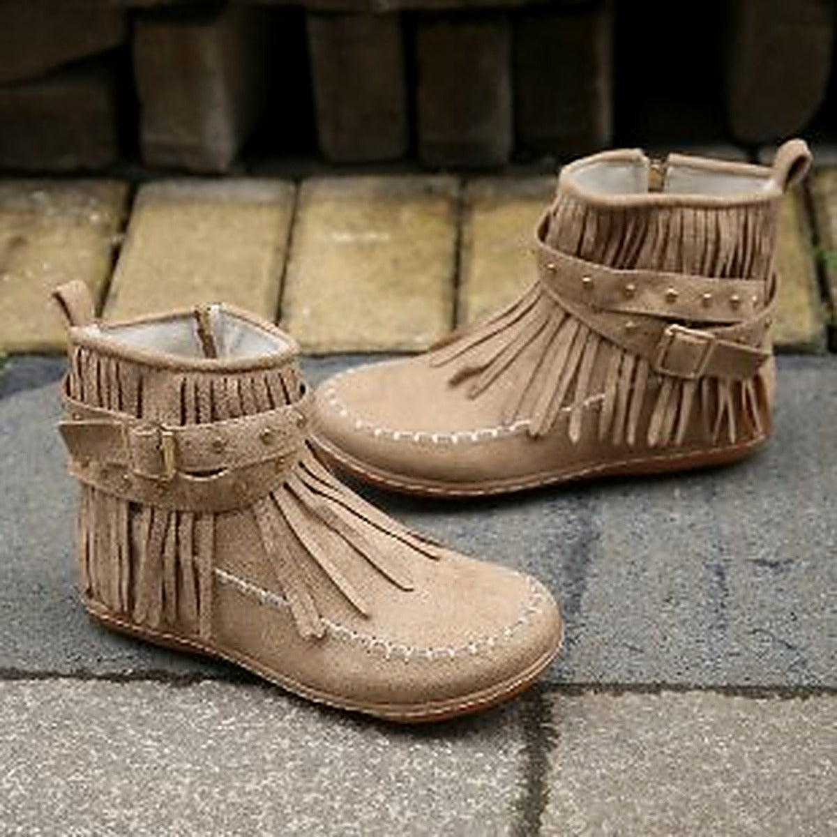 Women's Black Orthopedic Support Boots for Fall and Winter
