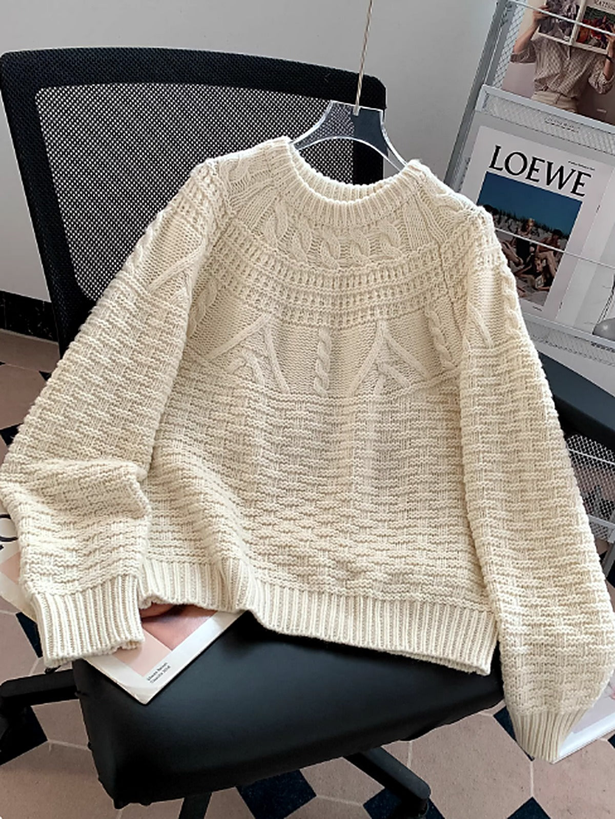 Women's Crewneck Knit Sweater for Fall and Winter Everyday Wear